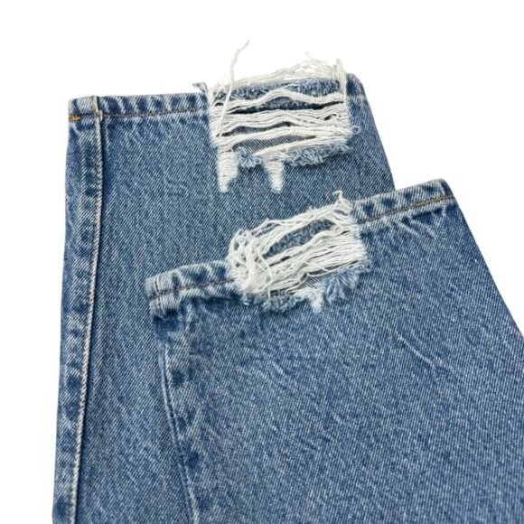 NWT LEVI'S Premium 501 Original High Rise Straight Leg Jean Sz 24 Hits Different - Picture 11 of 11